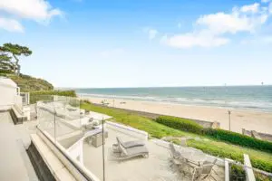 Beach Side Thumb