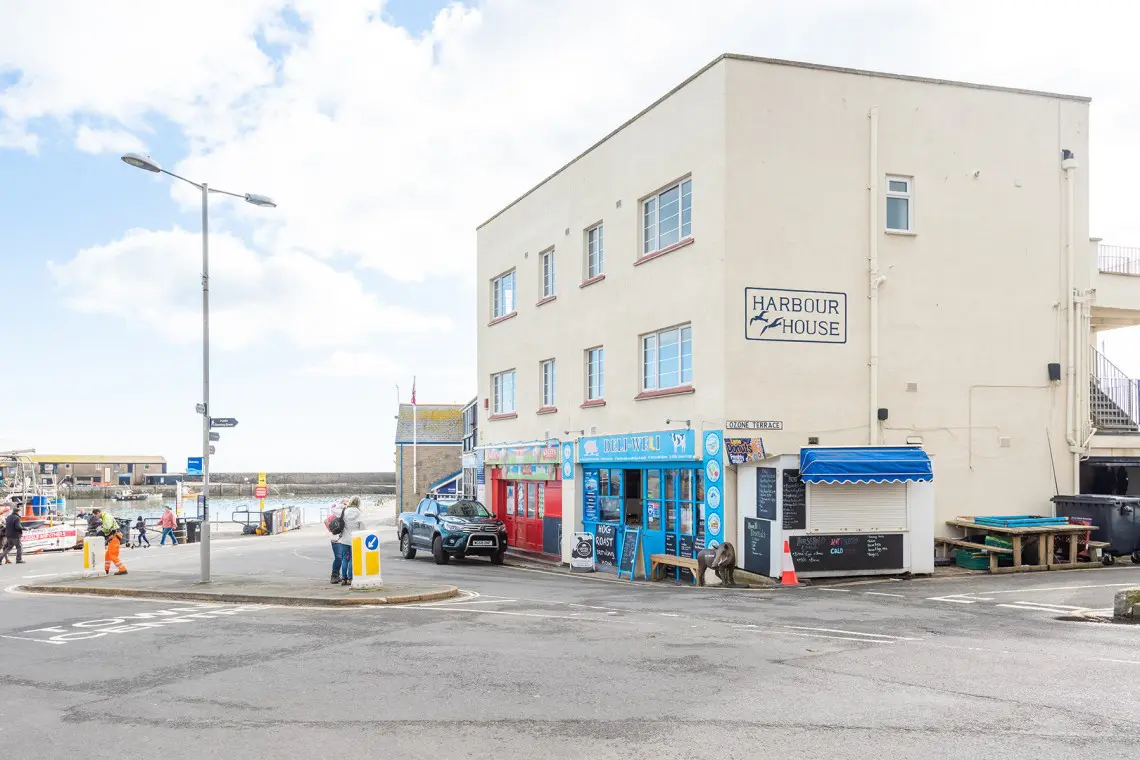 Flat 2 Harbour House