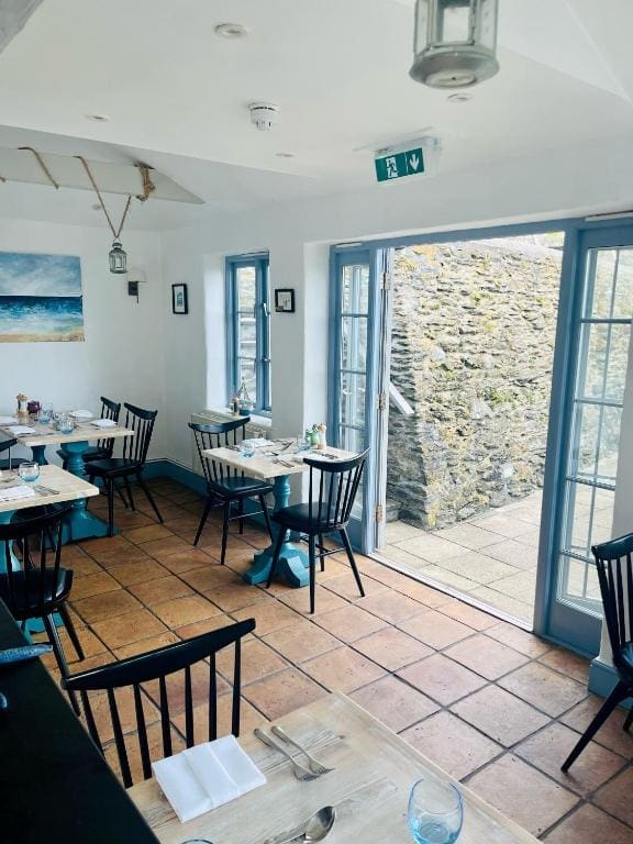 The Lugger Hotel