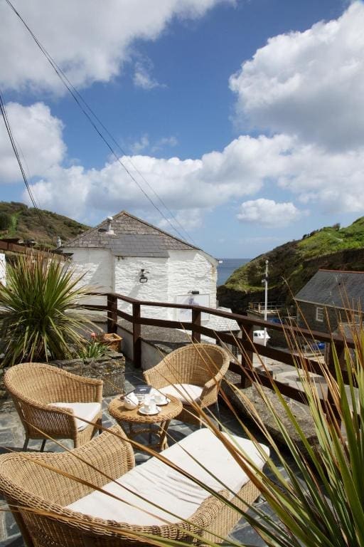 The Lugger Hotel