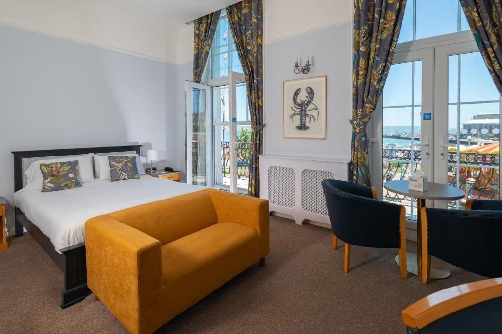 The Hotel Rex