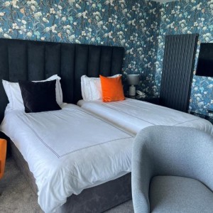 The Pines Hotel Thumb