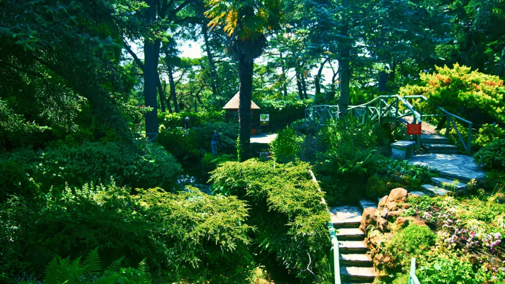 Compton Acres